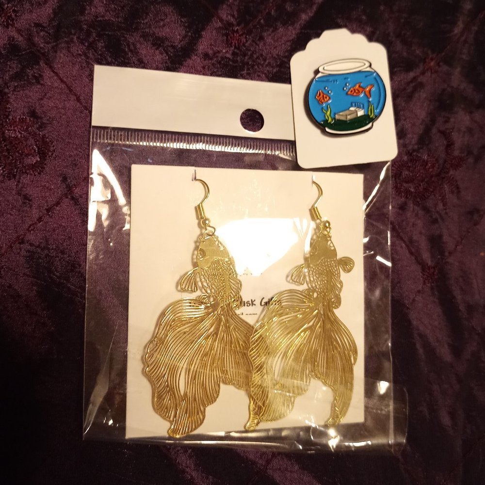 Lg Goldfish Earrings + Fish Bowl Pin Jewelry set